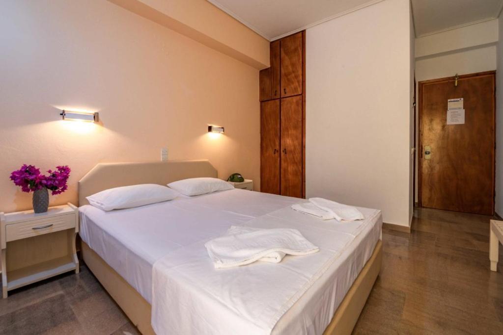 Ionis Hotel Troianata 객실 사진