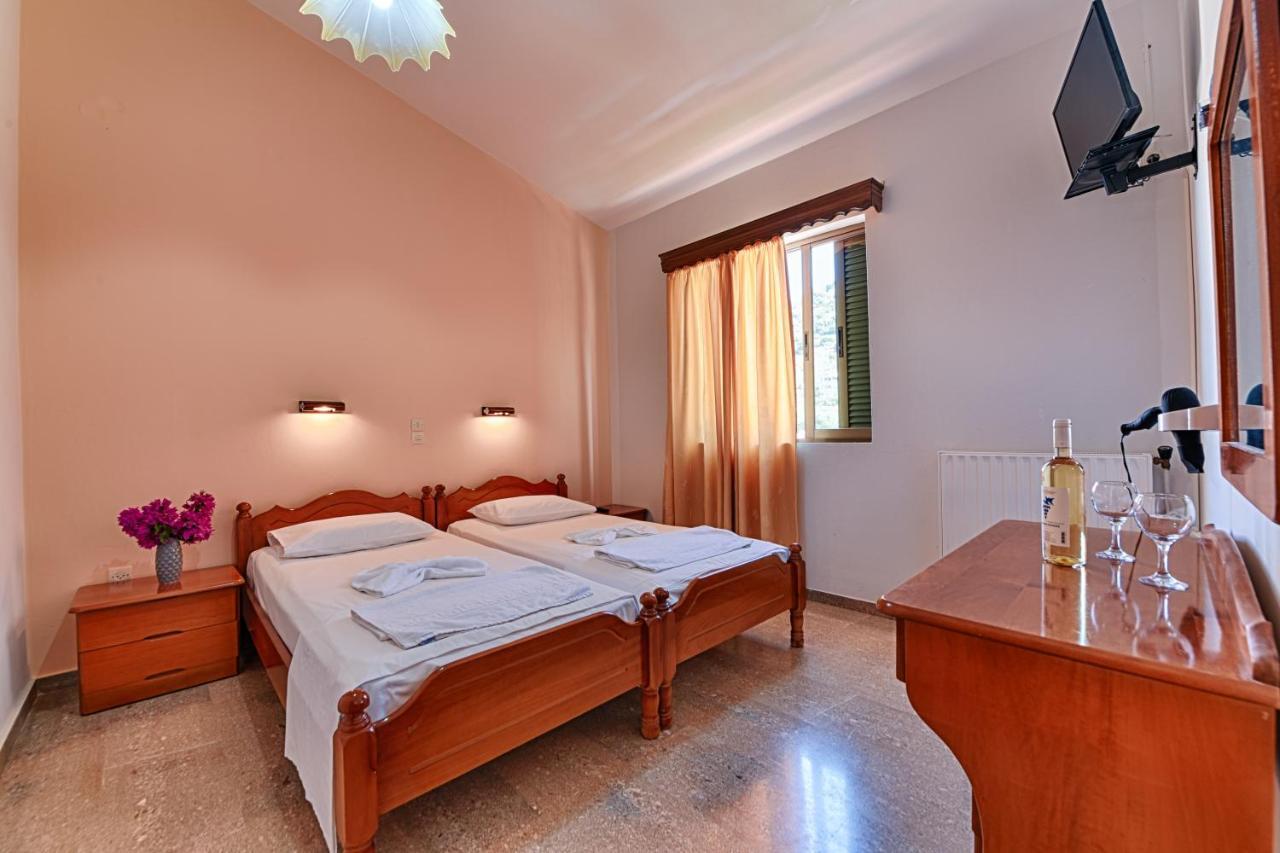 Ionis Hotel Troianata 외부 사진